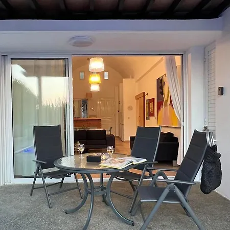Mykonian Style Private By The Sea Larnaca